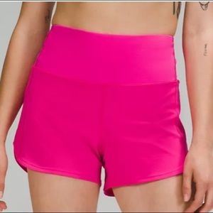 NWT Lululemon 2.5 inch HR Speed Ups SONIC PINK